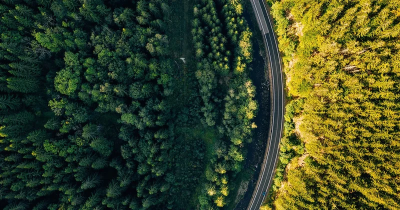 Comparatif : les grandes routes de montagne européennes